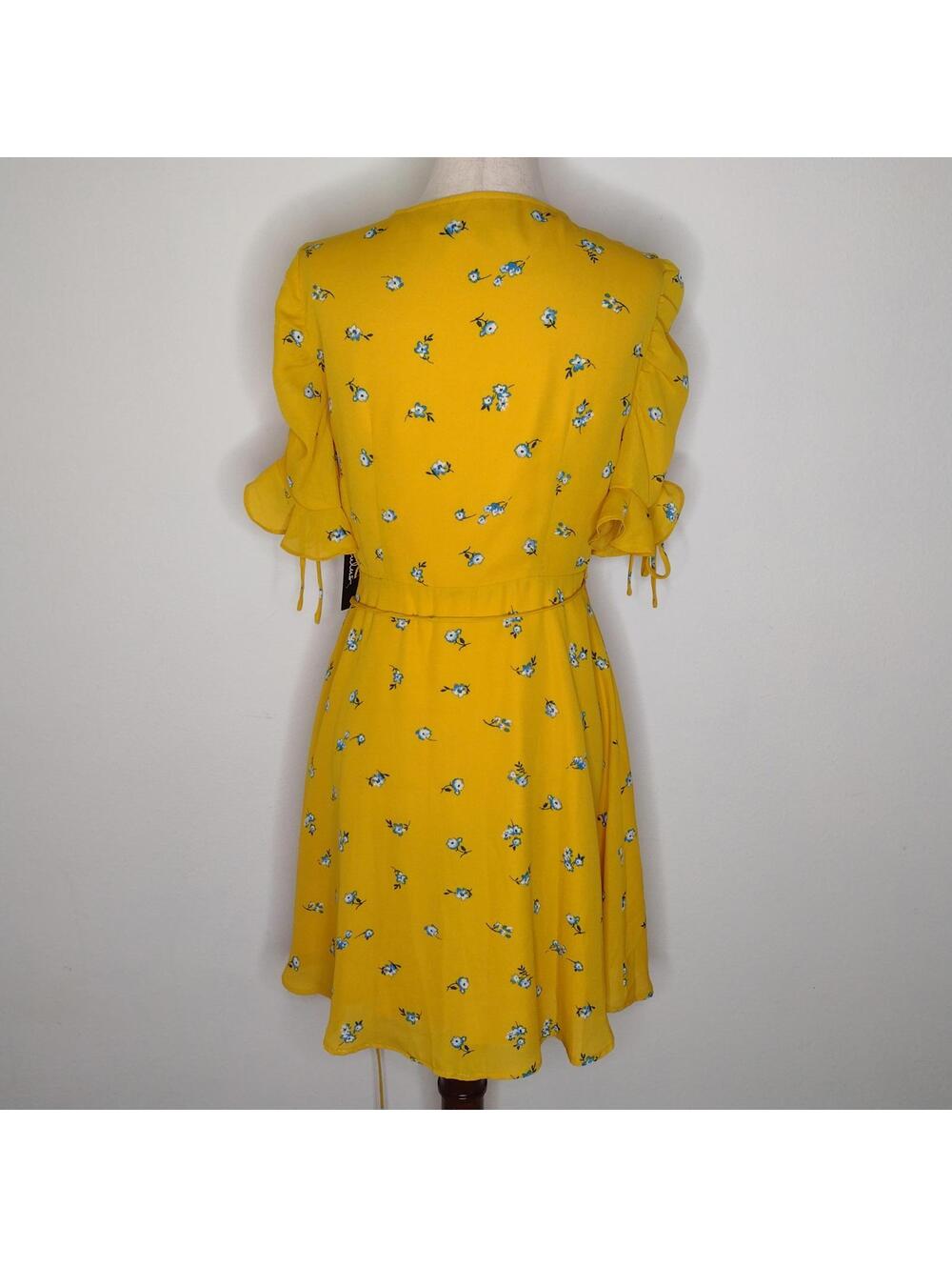 NWT Lulus Women's Yellow Floral Dress Size Small - Picture 6 of 11